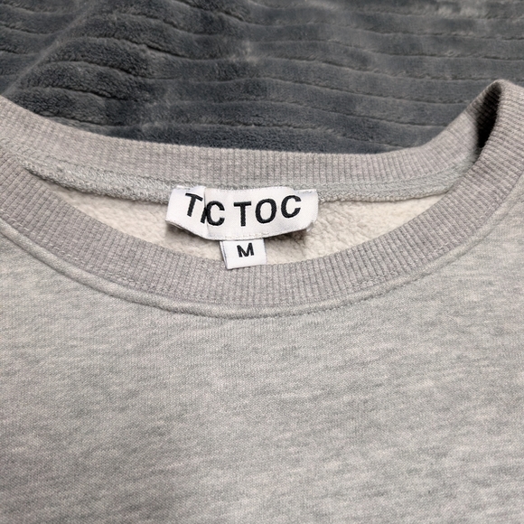 Classic Gray Women's Crew Neck Sweater - Picture 2 of 4